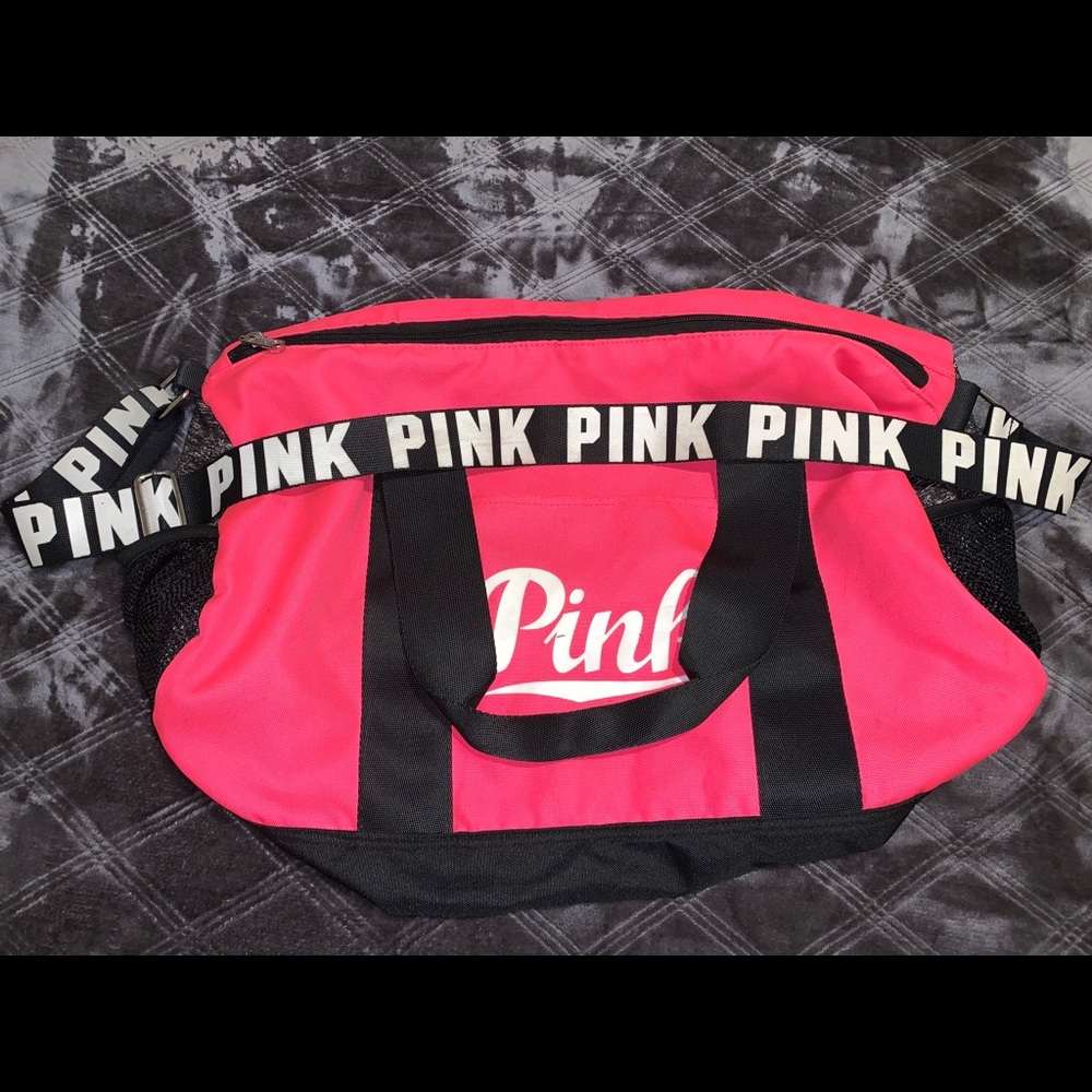 Victoria’s Secret Pink duffle / gym bag
